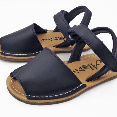 menorquina barefoot