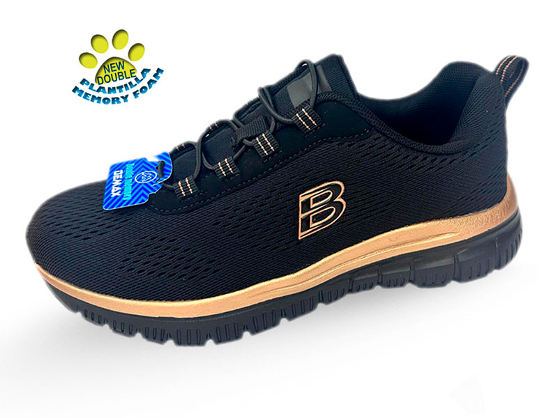 zapatilla con elásticos